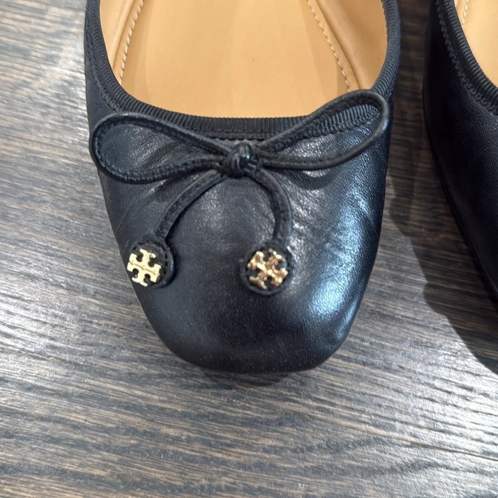 Tory Burch Flats-Authentic-EUC